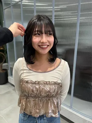 カラー ひかり／ベージュ ／似合わせカットのヘアスタイル