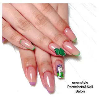 ミディアム ネイル 👑enen style👑のネイルデザイン