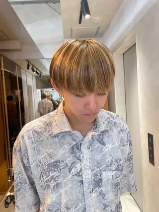 カラー パーマ メンズ フェザーパーマ/ スペインカールのヘアスタイル