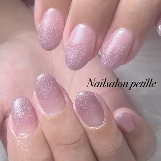 ネイル Nailsalon petille所属・Ｈ azのネイルデザイン