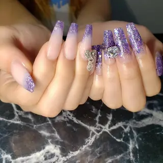 セミロング ネイル クロキ 。のネイルデザイン