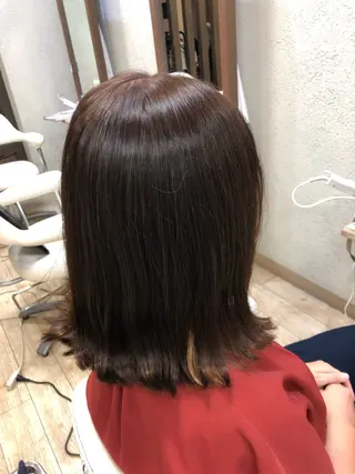 ミディアム カラー 阿部 美咲のヘアスタイル