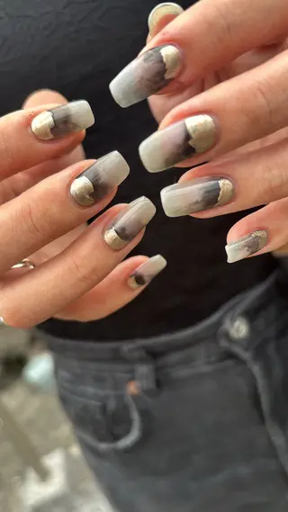 ネイル nailsalon　hue所属・小山 羽奈のネイルデザイン