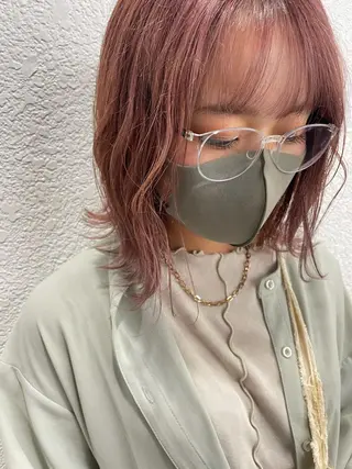 ミディアム 渋谷 留菜のヘアスタイル