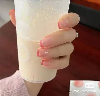 ネイル シーシー ネイルのネイルデザイン