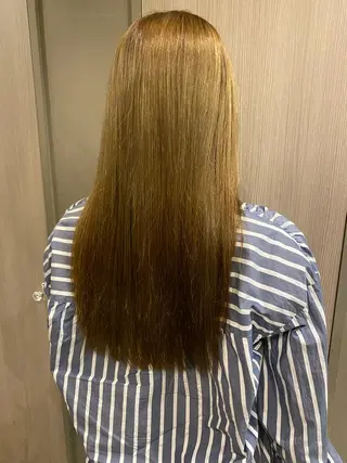 ロング 大島 瑞穂　ビズヘアーのマツエク・マツパデザイン