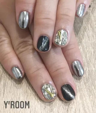 ネイル YUKA （ネイリスト）のネイルデザイン