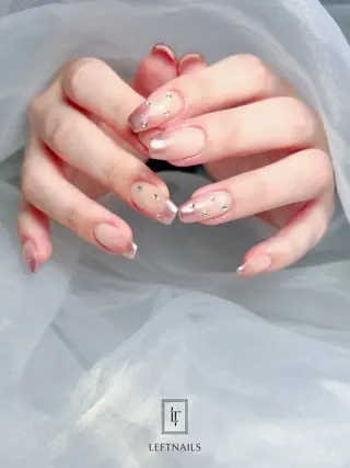 ネイル LEFTNAILS フィルインニュアンスのネイルデザイン