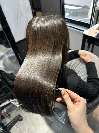 ロング カラー 近藤千翔🩵 髪質改善Periodのエステ・リラクイメージ