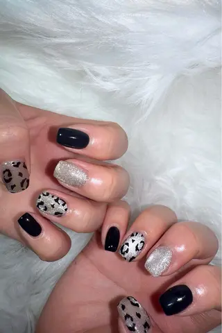 ネイル . JUNのネイルデザイン