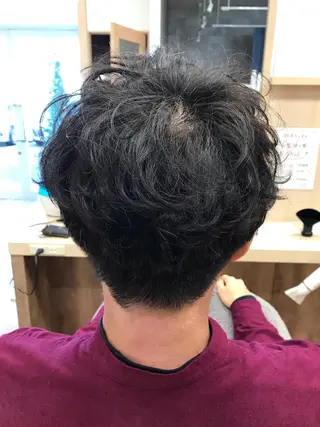 メンズ ファミールヘア所属・メンズパーマ波巻き 🌳大森悠登🌳のヘアスタイル