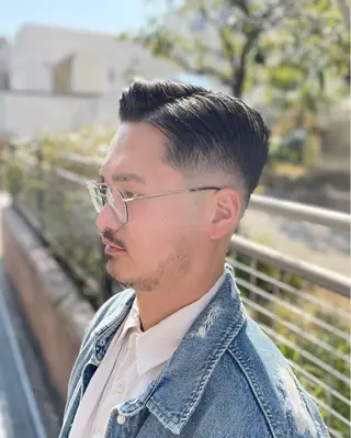 ショート 天王寺で1番人気の フェード師/大野尋哉のヘアスタイル