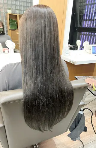 ロング 透明感カラー/ イルミナカラーヒロキのヘアスタイル
