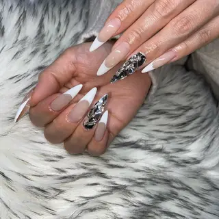 ネイル la vie  Luire所属・la vie Luire ｱｽｶのネイルデザイン