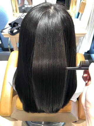 ミディアム 代表山口ひな 髪質改善のプロのヘアスタイル