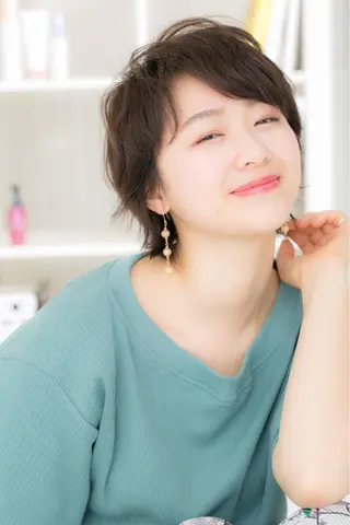 ショート カラー パーマ チーフデザイナー 若林　麻衣のヘアスタイル