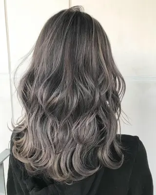 ミディアム カラー 髪質改善will hairdesignのヘアスタイル