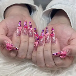 ネイル ゴテゴテ ネイルのネイルデザイン