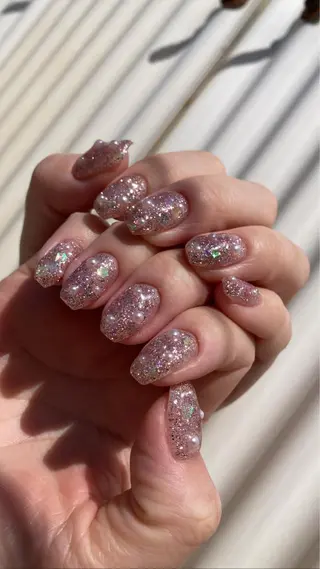 ネイル nailsalon　hue所属・小山 羽奈のネイルデザイン