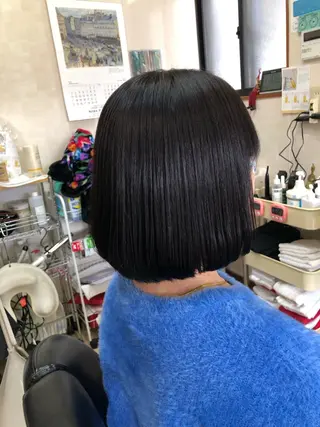 ショート ヘアサロン モカ所属・石塚 浩のヘアスタイル