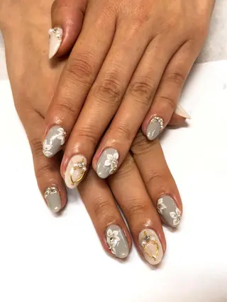 ネイル QUEEN BEE所属・QUEEN BEEのマツエク・マツパデザイン