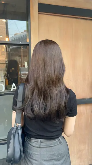 ロング lafith hair Glanz 桂所属・かじももな｜縮毛矯正 ｜透明感カラーのヘアスタイル