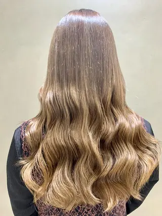 ロング 庄司 沙羅のヘアスタイル