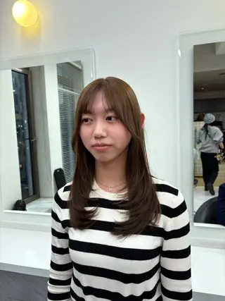 カラー 透明感ベージュ🤎 ナチュラルレイヤーのヘアスタイル