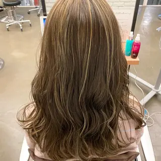 ミディアム カラー sand yokohama所属・✨️今だけ無料✨️ 鶴田みなみのヘアスタイル