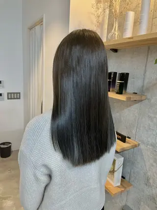 セミロング カラー ハイトーンカラ ー/小川のヘアスタイル