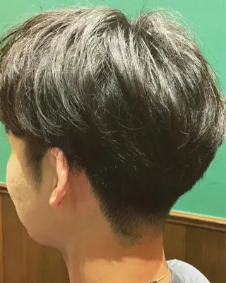 ミディアム 杉本 和大のヘアスタイル