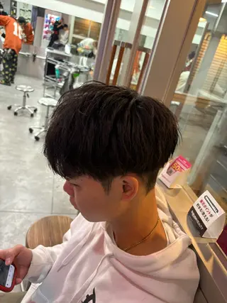 ミディアム パーマ メンズ メンズパーマ特化 🔥韓国ヘア職人🔥のヘアスタイル