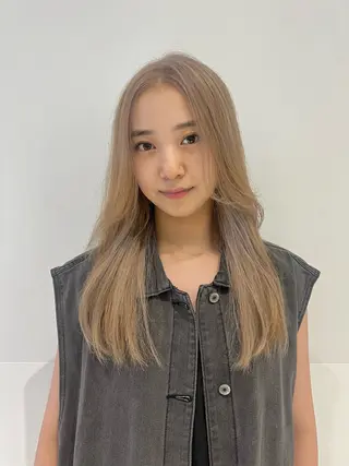 ロング カラー 宮永 智香のヘアスタイル