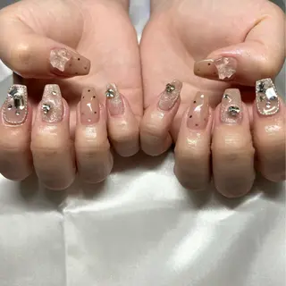 ネイル nail salon Ecrin所属・前島 稀歩のネイルデザイン
