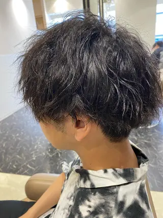 ショート パーマ メンズ 失敗しないパーマ 赤塚雄輝のヘアスタイル