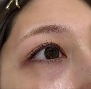 マツエク・マツパ eye lash  Lucia 難波所属・ひらおか ういの眉毛・アイブロウイメージ