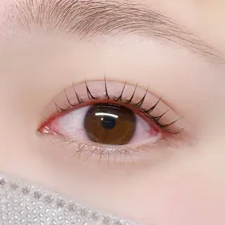 マツエク・マツパ MILLI HELEN所属・MILL HELEN 大久保 花香の眉毛・アイブロウイメージ