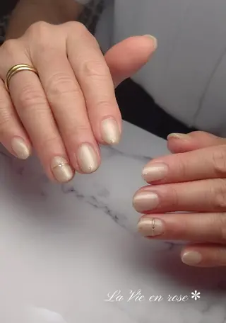 ネイル ラヴィアン ローズのネイルデザイン