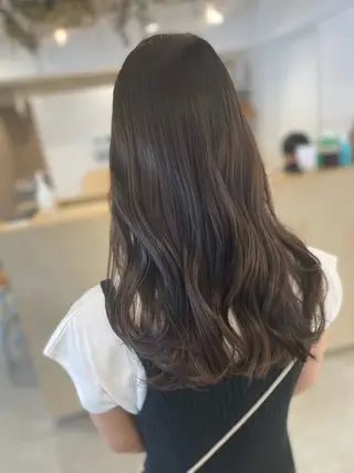 ロング 中原 栞奈のヘアスタイル