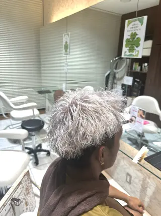 ショート カラー メンズ 山下竣介 ヘアカラー専門美容師のヘアスタイル