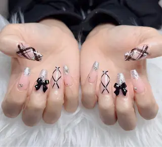 ネイル Lenie Nailsのネイルデザイン