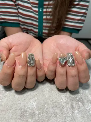 ネイル Raviliss ♡のネイルデザイン