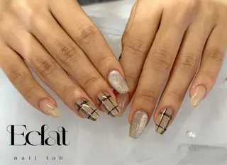 ミディアム ネイルラボEclat RINAのネイルデザイン