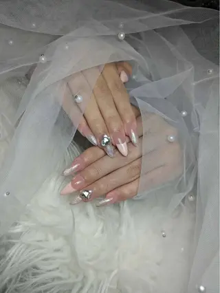 ネイル Queen Nail 柏店　クイーンネイルのネイルデザイン