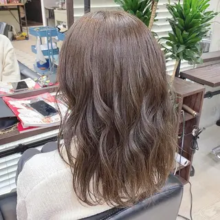 セミロング カラー 韓国ヘア☁️ mitsukiのヘアスタイル