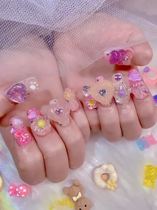 ネイル シェアサロンLei.g(レイジー)所属・3Dアートネイル💗 都築レナのネイルデザイン