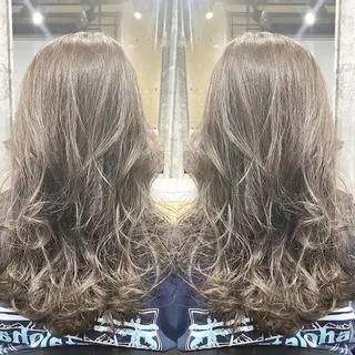 カラー 🔷似合わせのプロ KUMA🔷のヘアスタイル