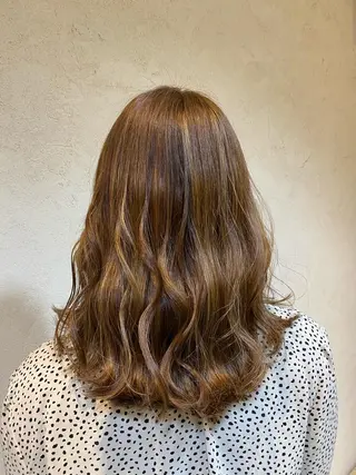 カラー 竹添 有梨沙のヘアスタイル