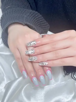 ネイル LEELA NAIL STUDIO所属・LEELA NAIL STUDIOのネイルデザイン