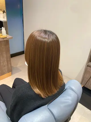 セミロング ピンクカラー🎀 米津 美佑のヘアスタイル